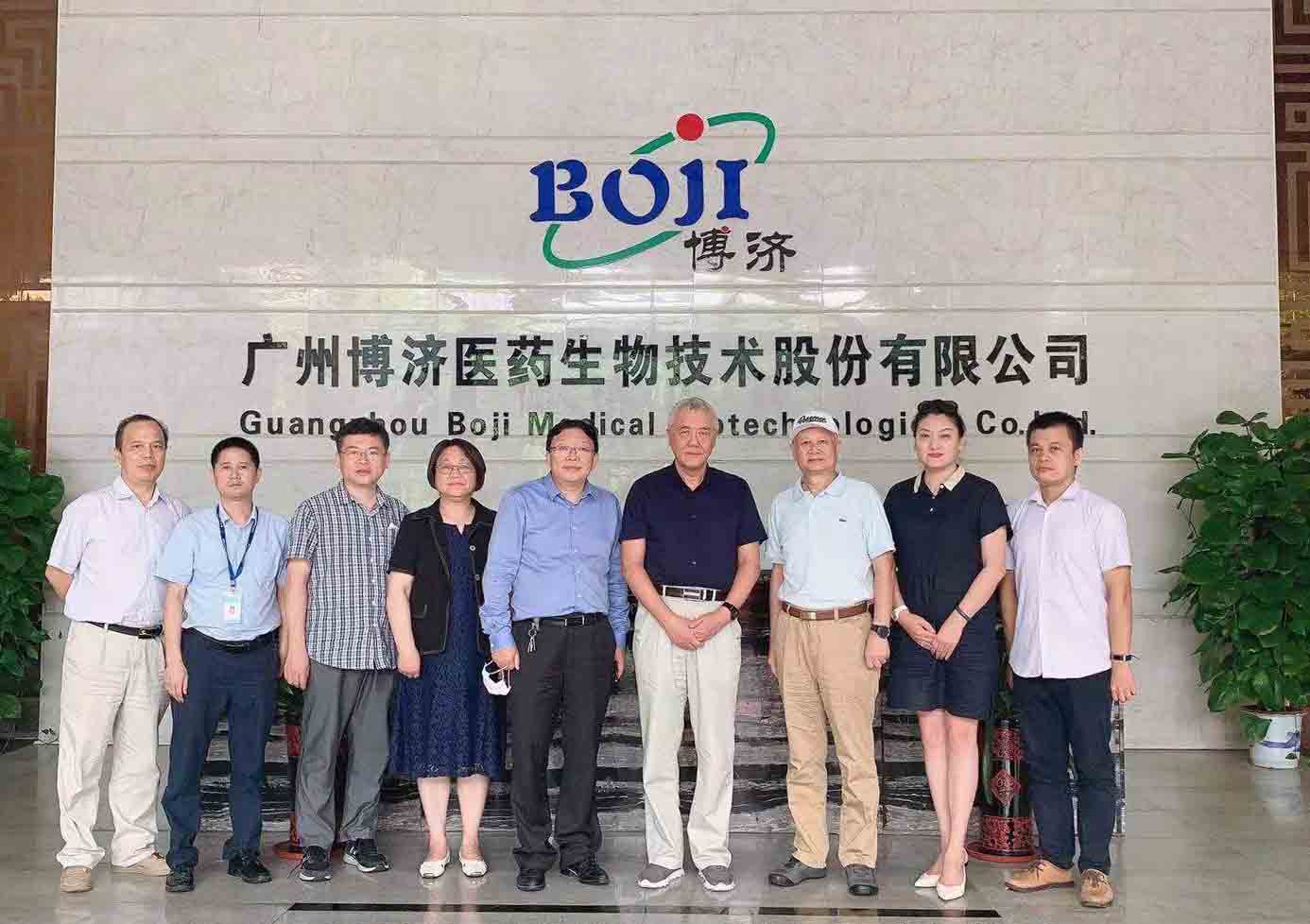 �п�ԺԺʿ�Թ������п�Ժ�Ϻ�ֲ��������̬�о���ר���鸰97�������ҽҩǢ̸����